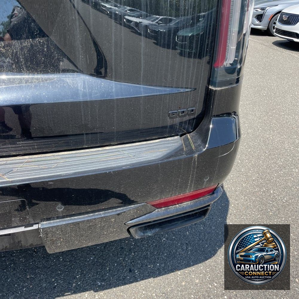 2023 Cadillac Escalade Sport