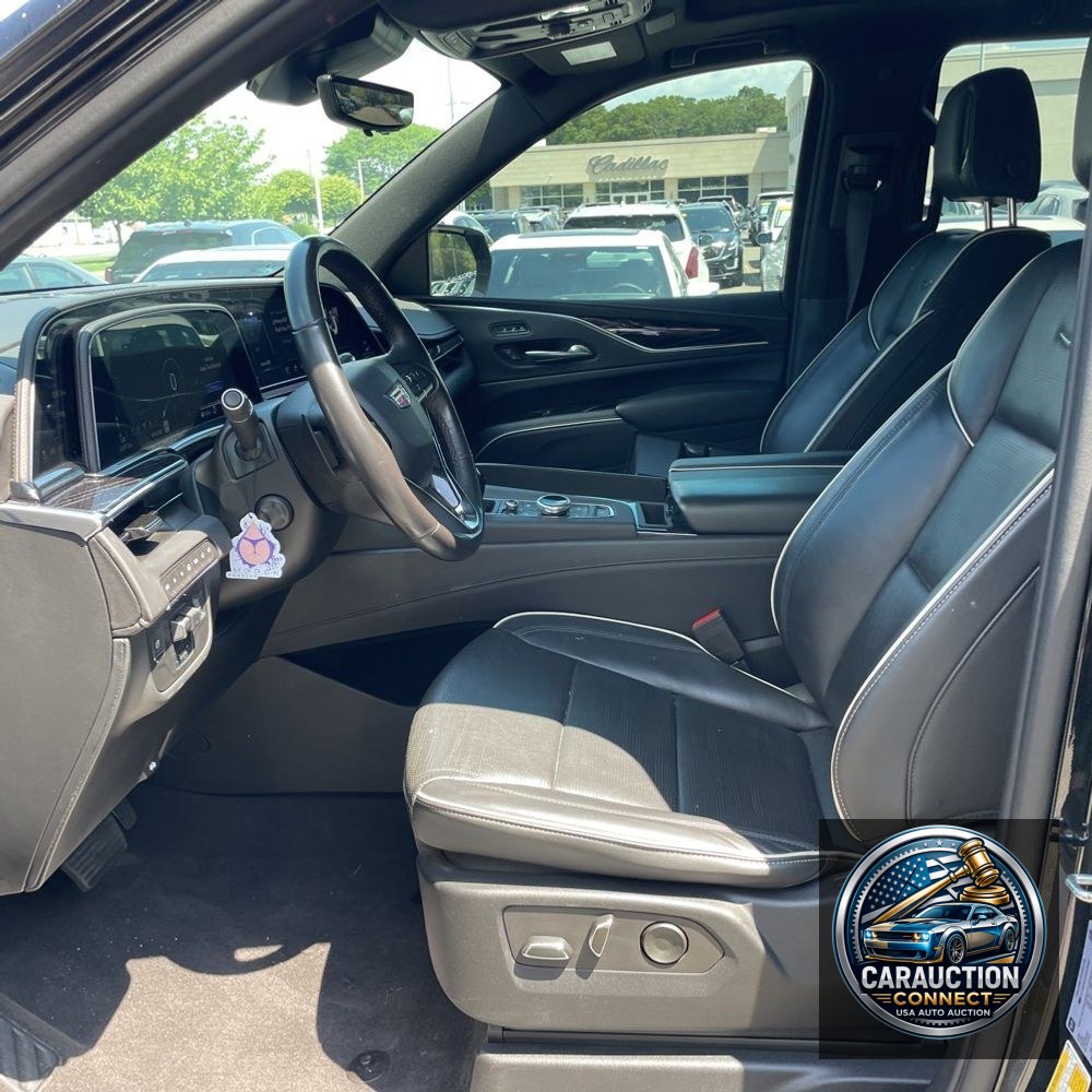 2023 Cadillac Escalade Sport