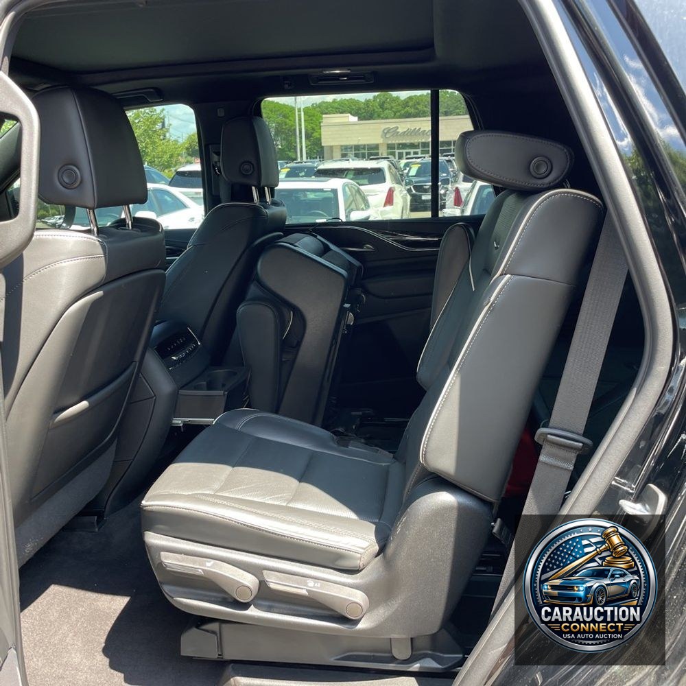 2023 Cadillac Escalade Sport