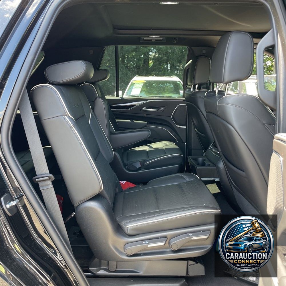 2023 Cadillac Escalade Sport