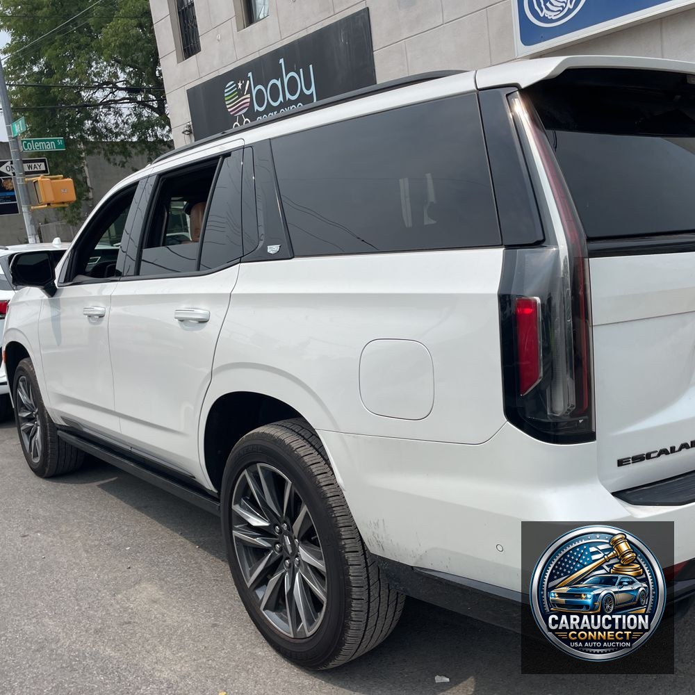 2022 Cadillac Escalade Sport