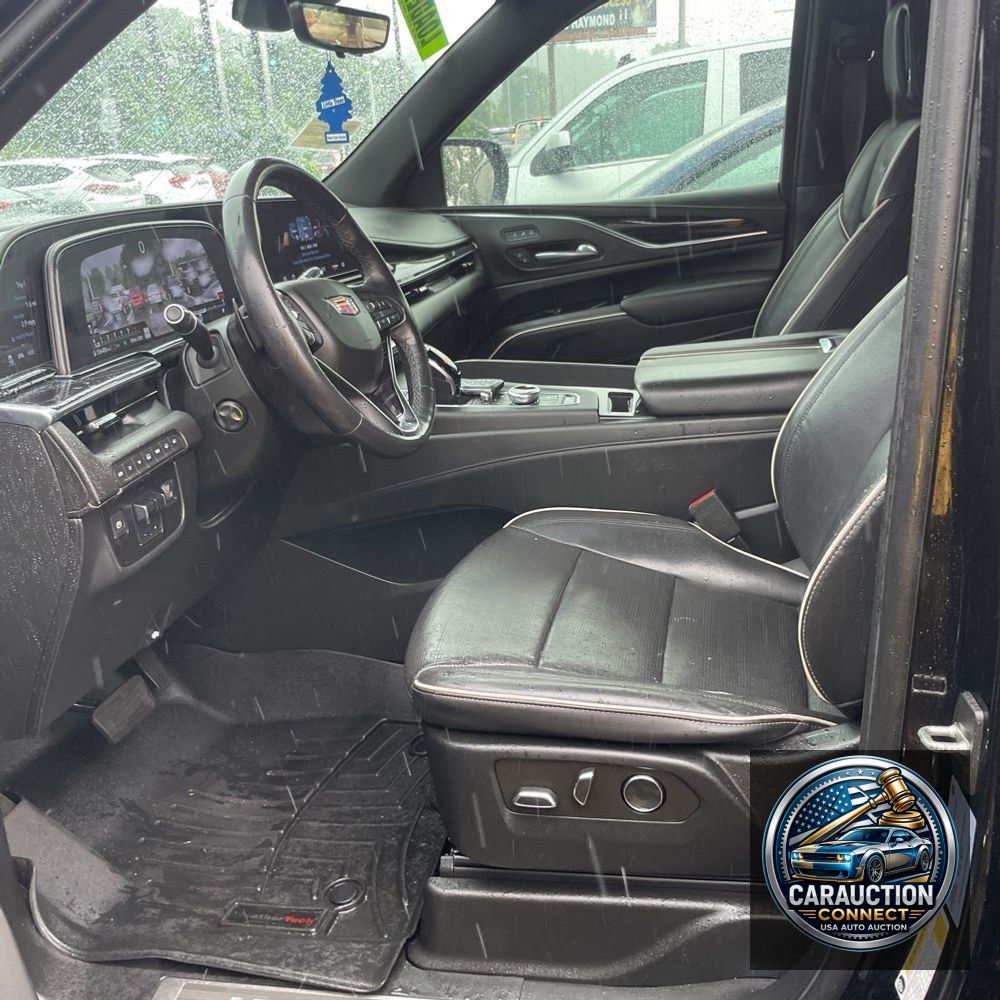 2022 Cadillac Escalade Sport