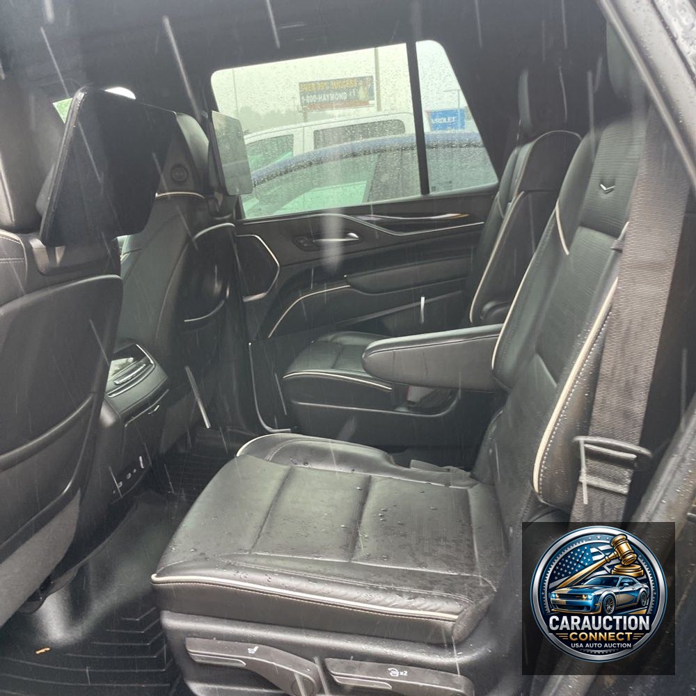 2022 Cadillac Escalade Sport