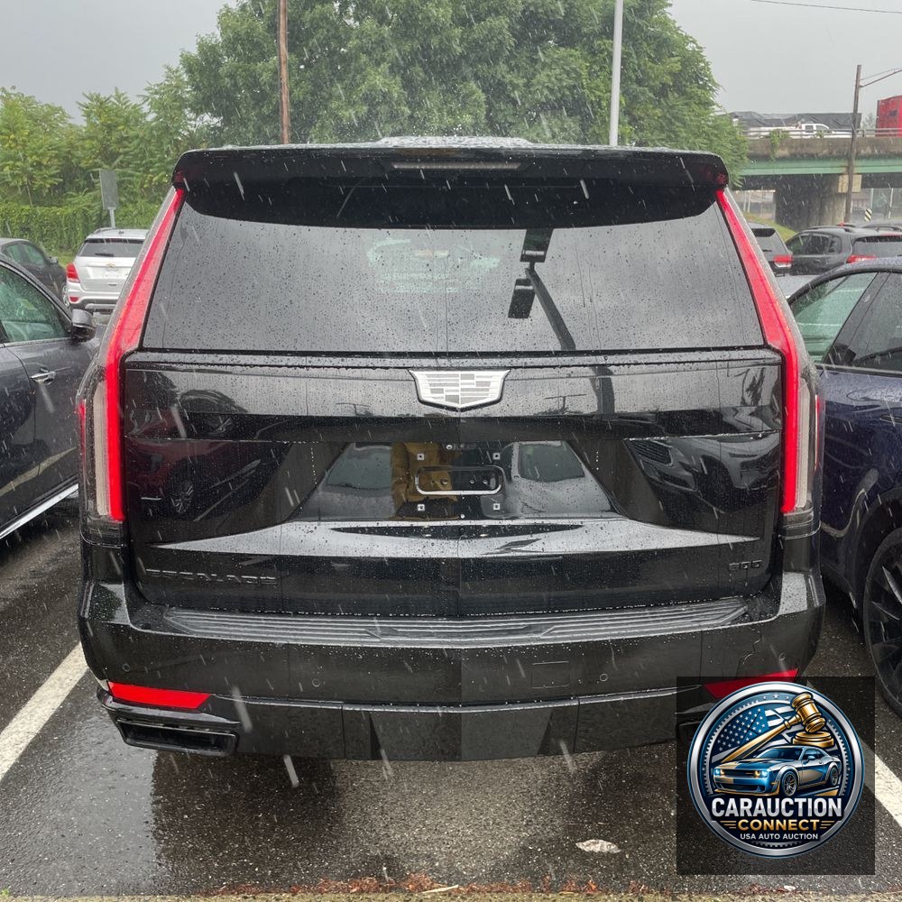 2022 Cadillac Escalade Sport