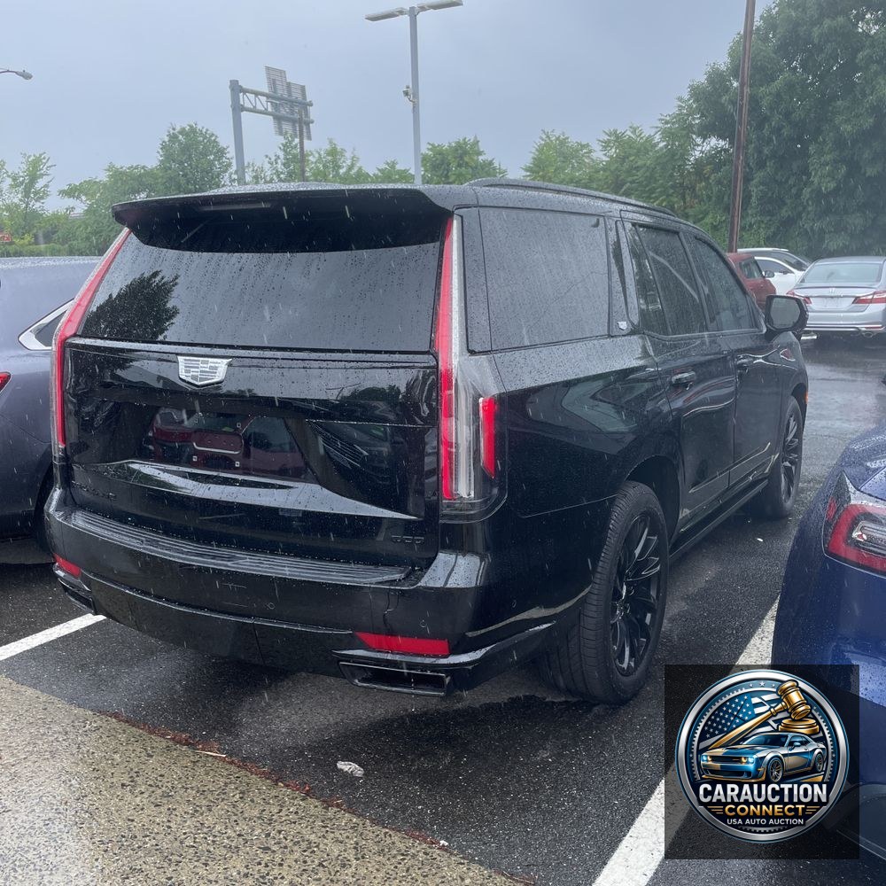 2022 Cadillac Escalade Sport