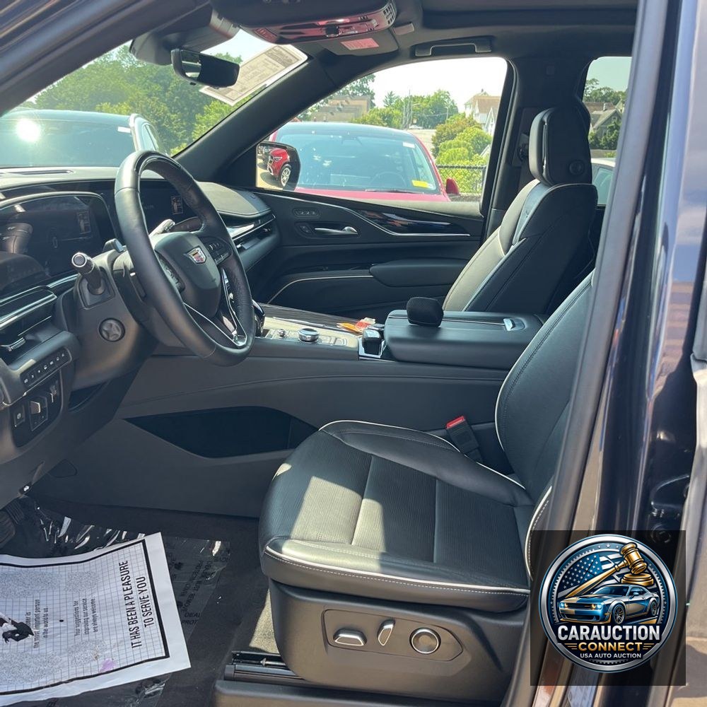 2023 Cadillac Escalade Sport