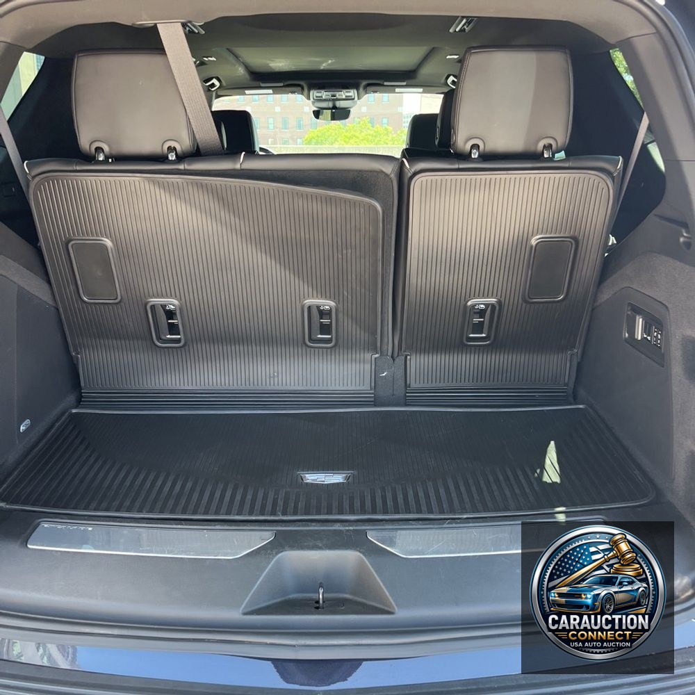2023 Cadillac Escalade Sport