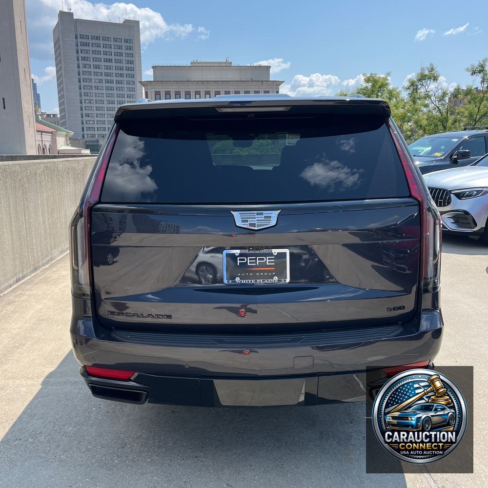2023 Cadillac Escalade Sport
