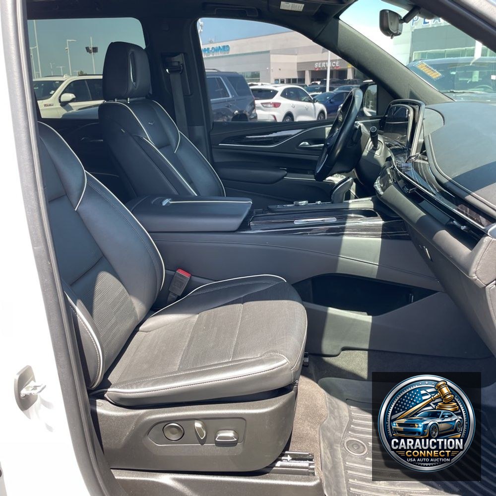 2022 Cadillac Escalade Sport