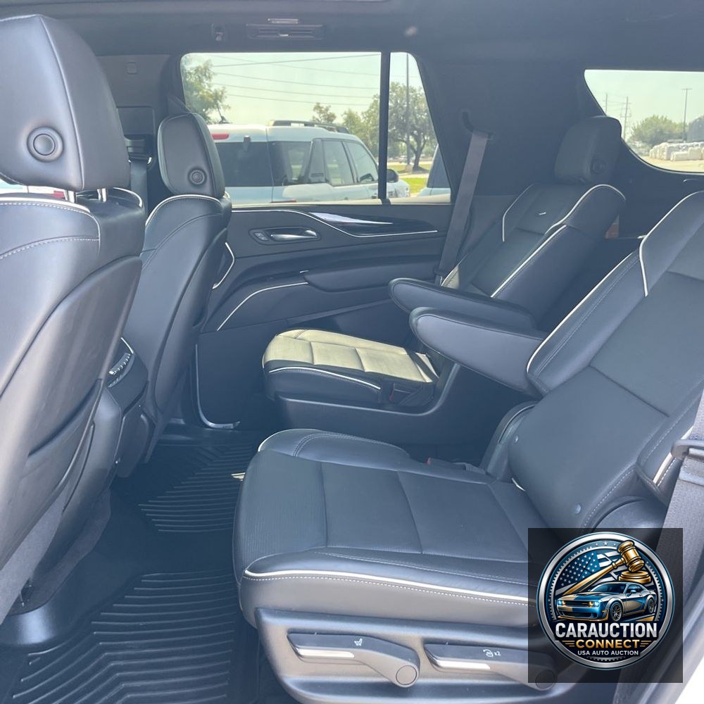 2022 Cadillac Escalade Sport
