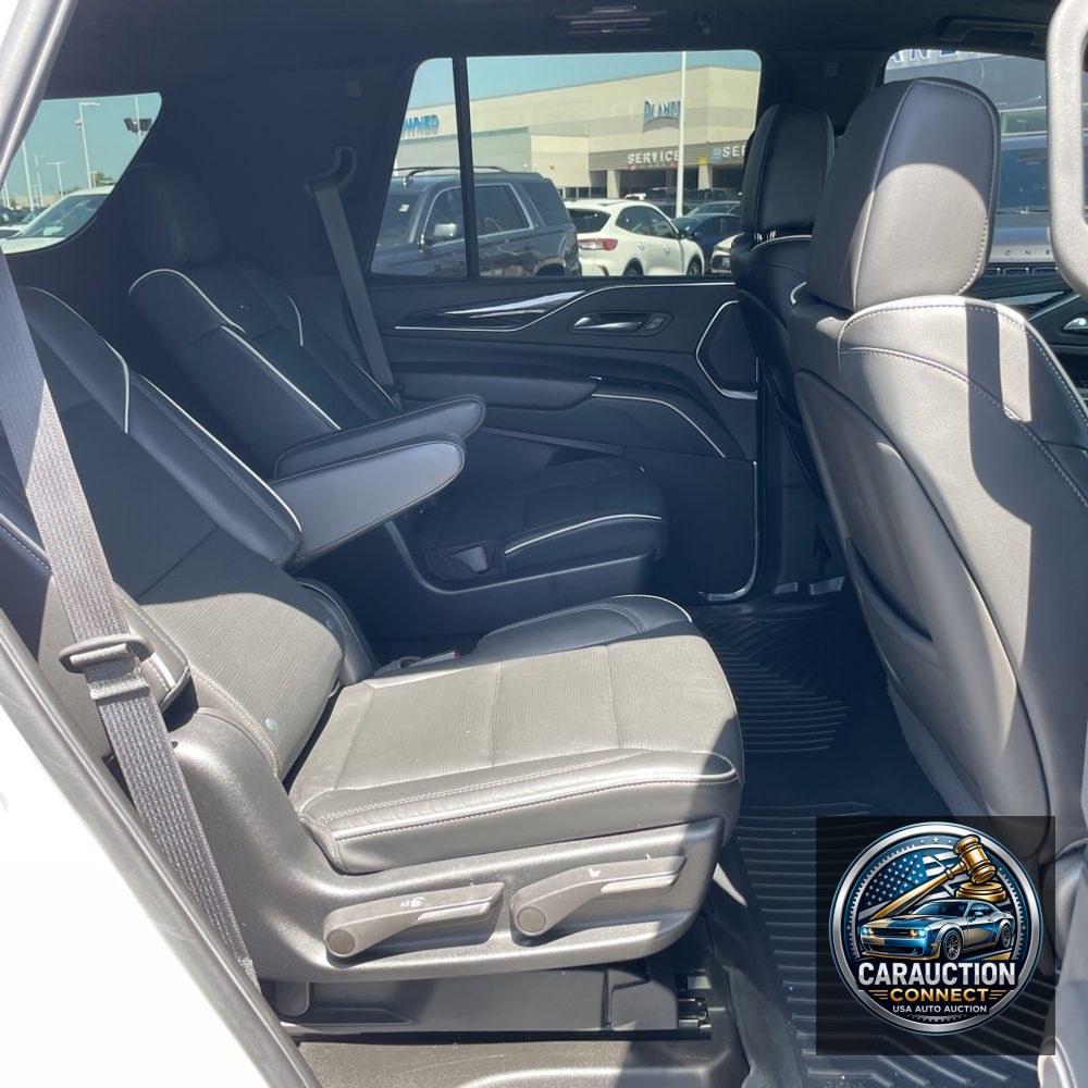 2022 Cadillac Escalade Sport