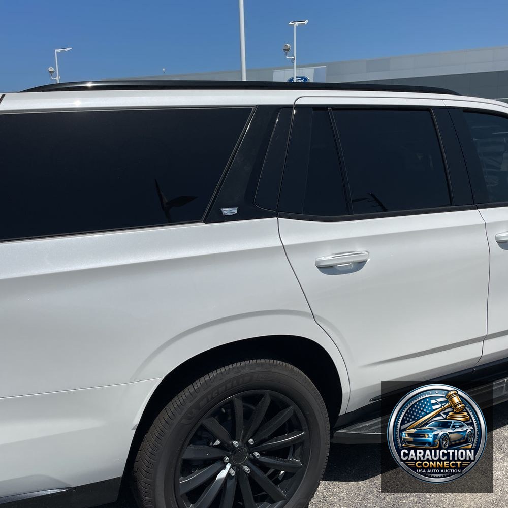 2022 Cadillac Escalade Sport