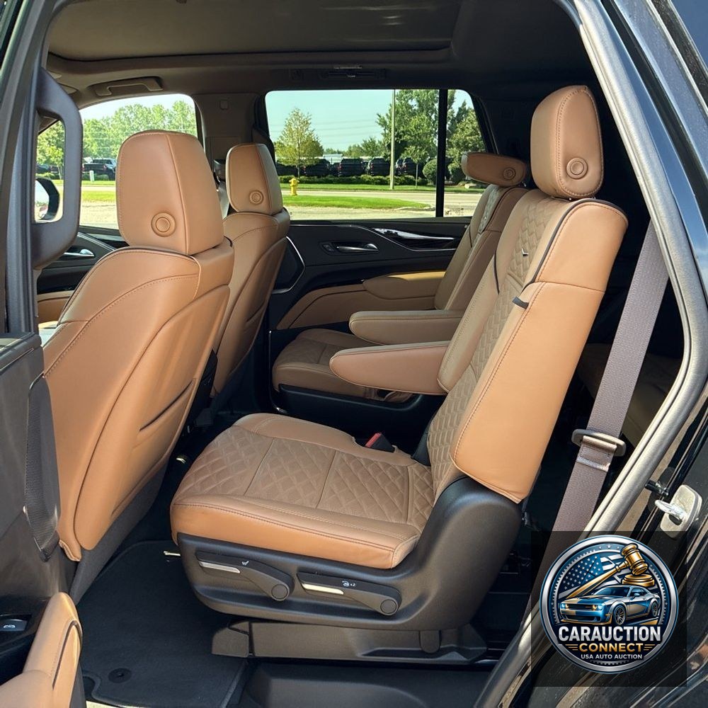 2024 Cadillac Escalade Sport
