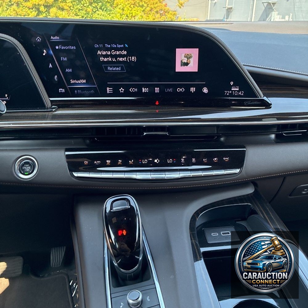 2024 Cadillac Escalade Sport