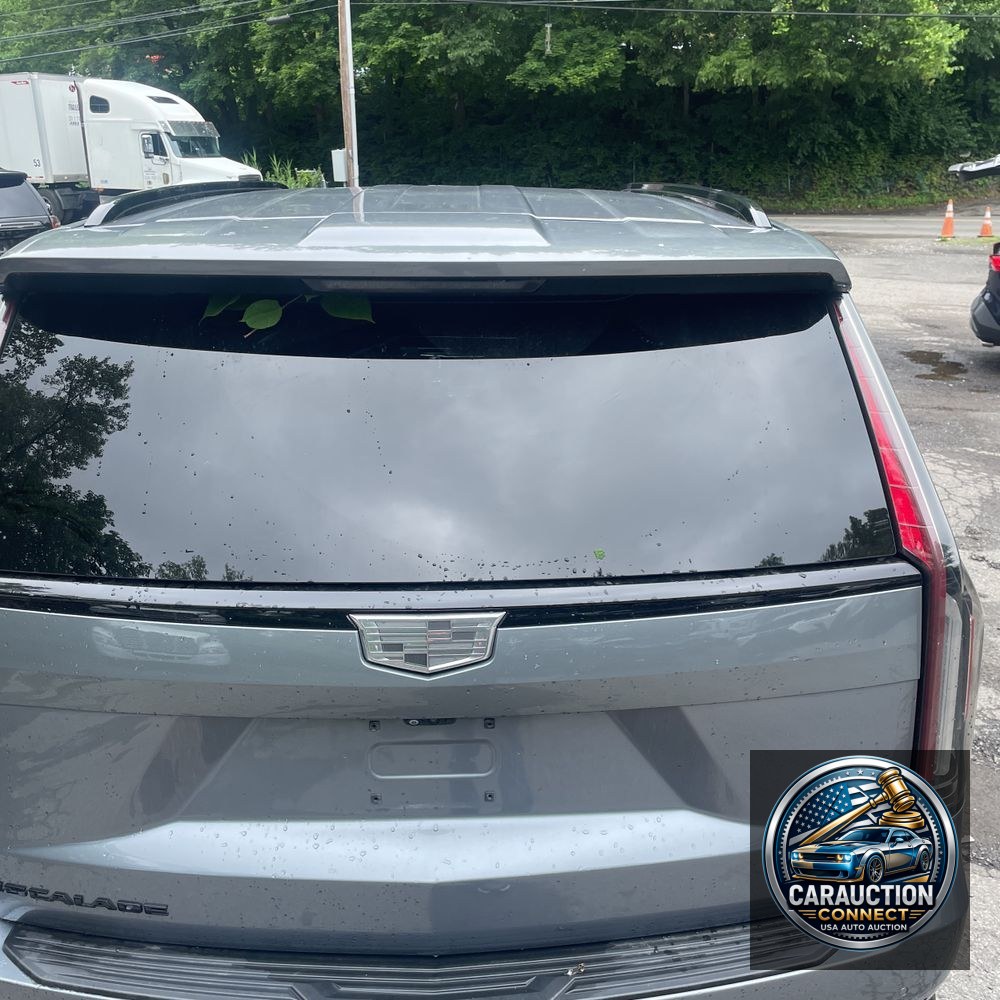 2021 Cadillac Escalade Sport