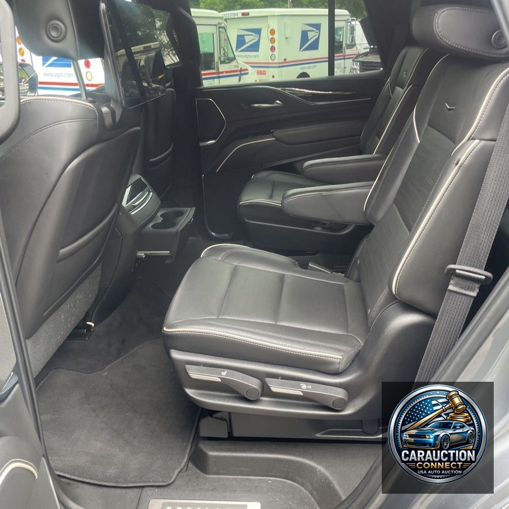 2021 Cadillac Escalade Sport