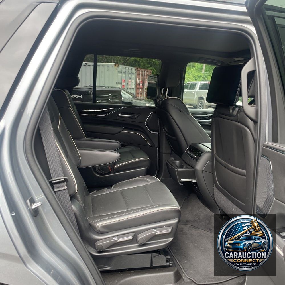 2021 Cadillac Escalade Sport