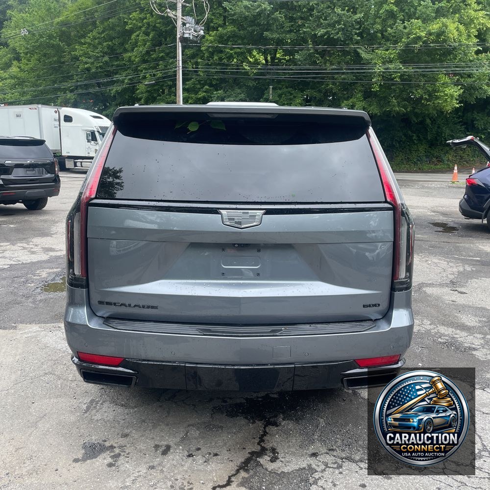 2021 Cadillac Escalade Sport