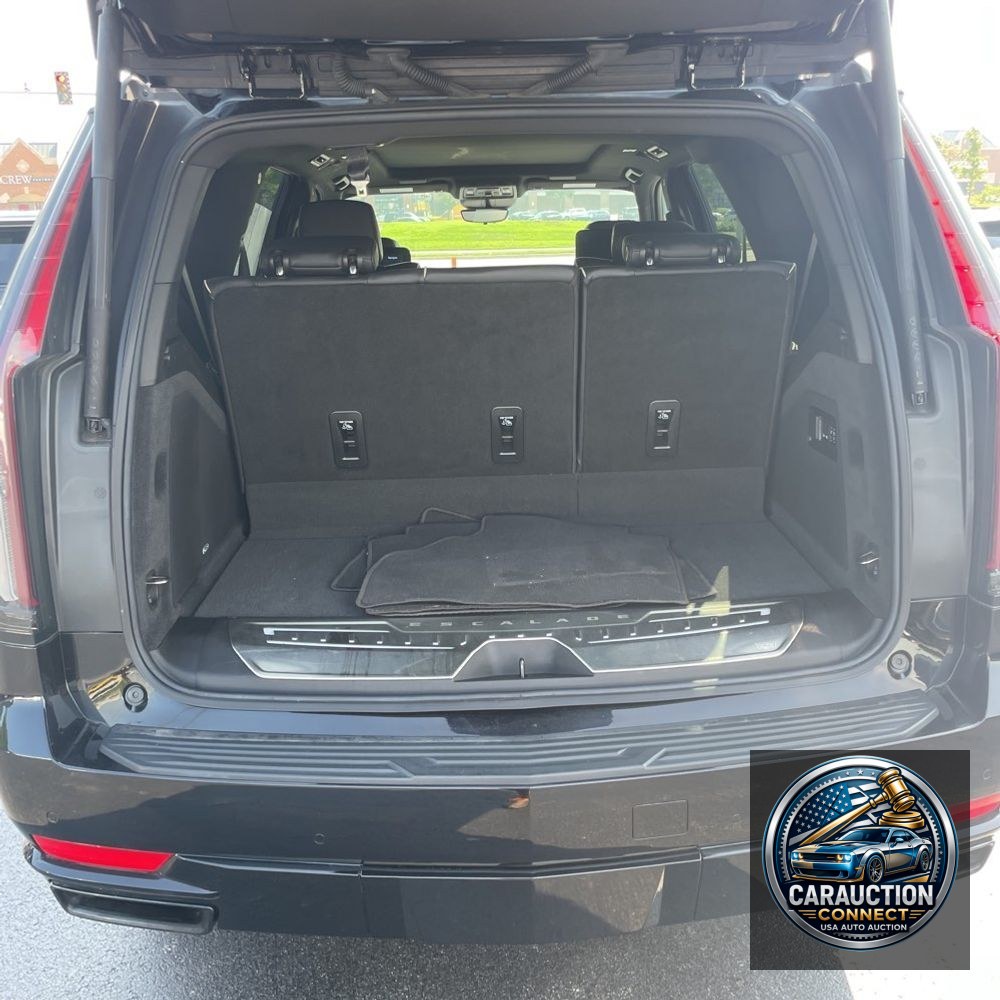 2021 Cadillac Escalade Sport