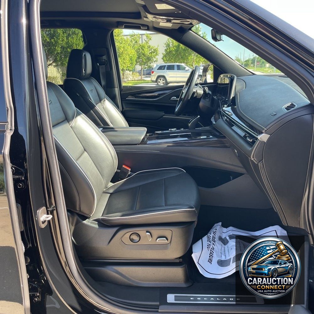 2022 Cadillac Escalade Sport