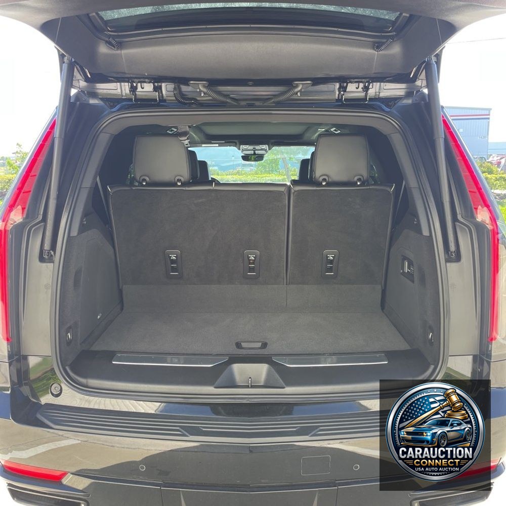 2022 Cadillac Escalade Sport