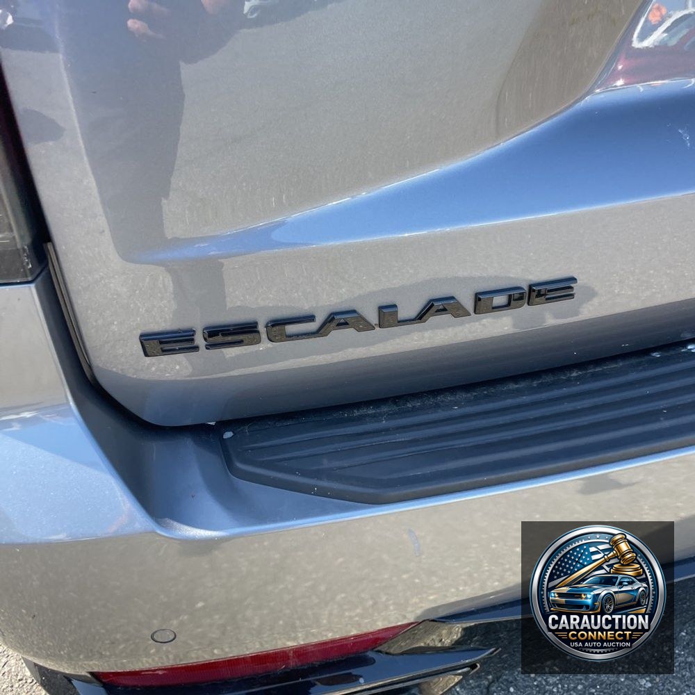 2022 Cadillac Escalade Sport