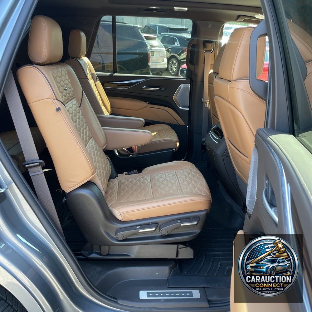 2022 Cadillac Escalade Sport