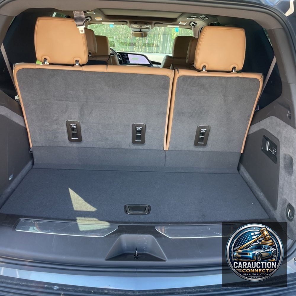 2022 Cadillac Escalade Sport