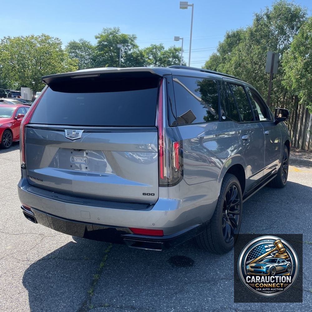 2022 Cadillac Escalade Sport