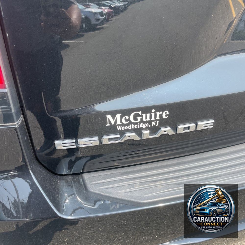 2022 Cadillac Escalade Sport