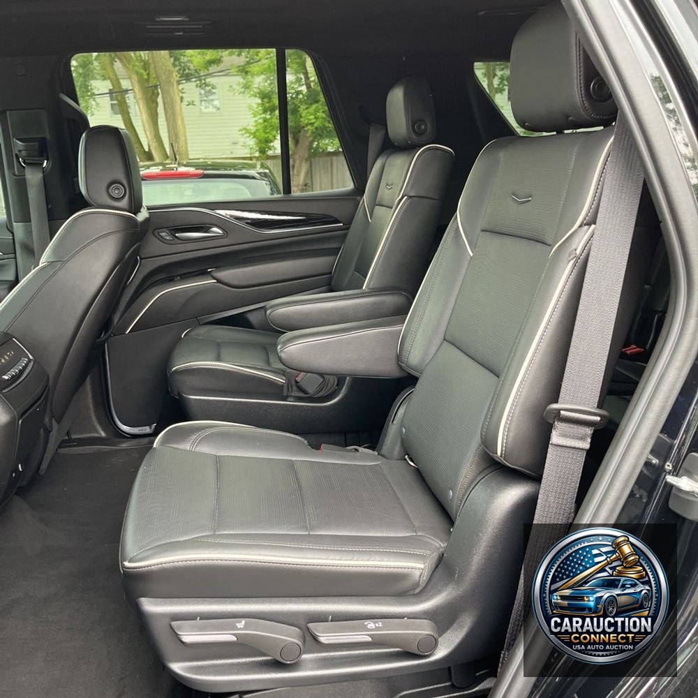 2021 Cadillac Escalade Sport