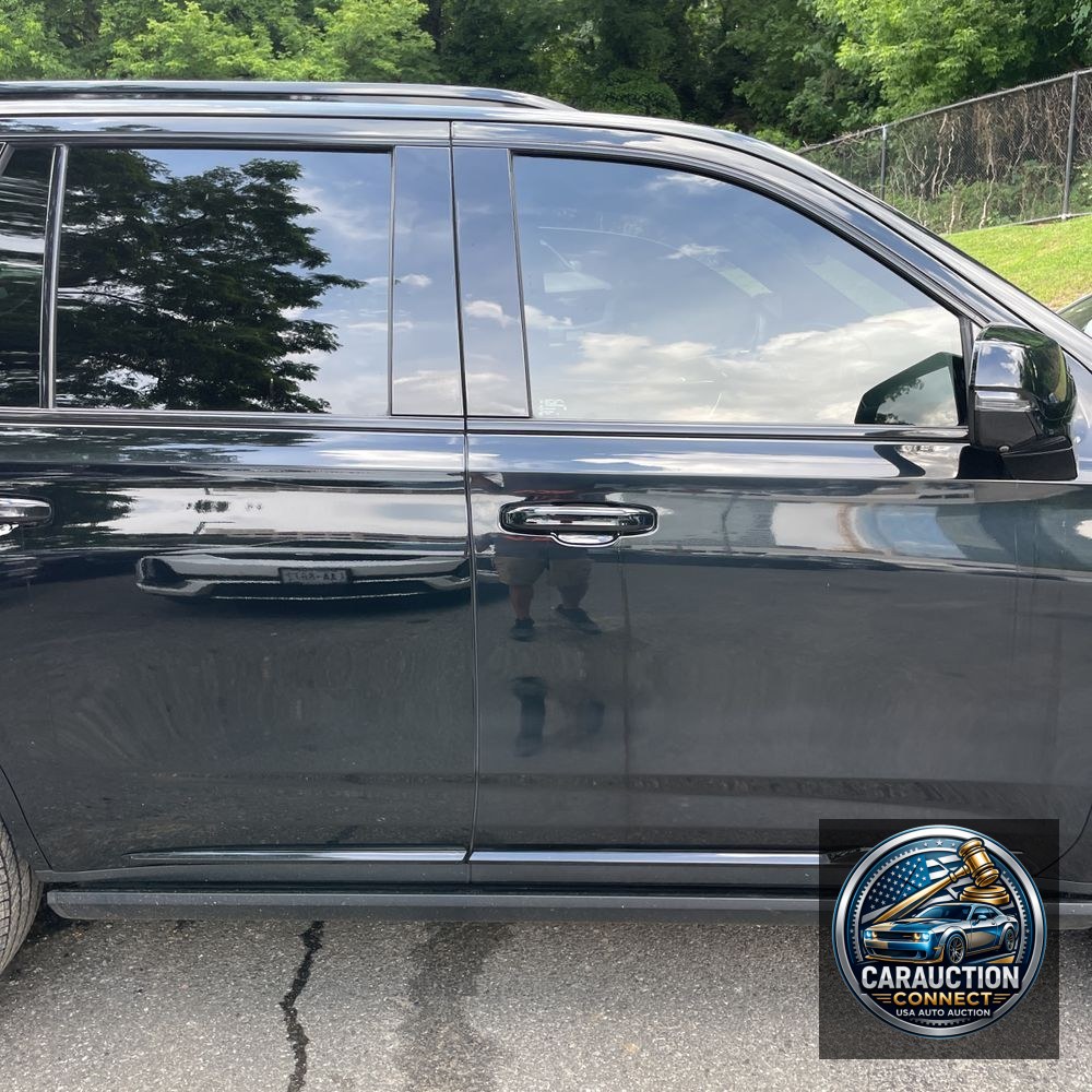 2022 Cadillac Escalade Sport