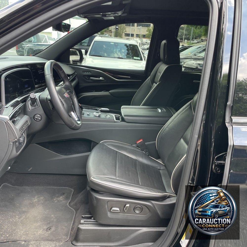 2022 Cadillac Escalade Sport