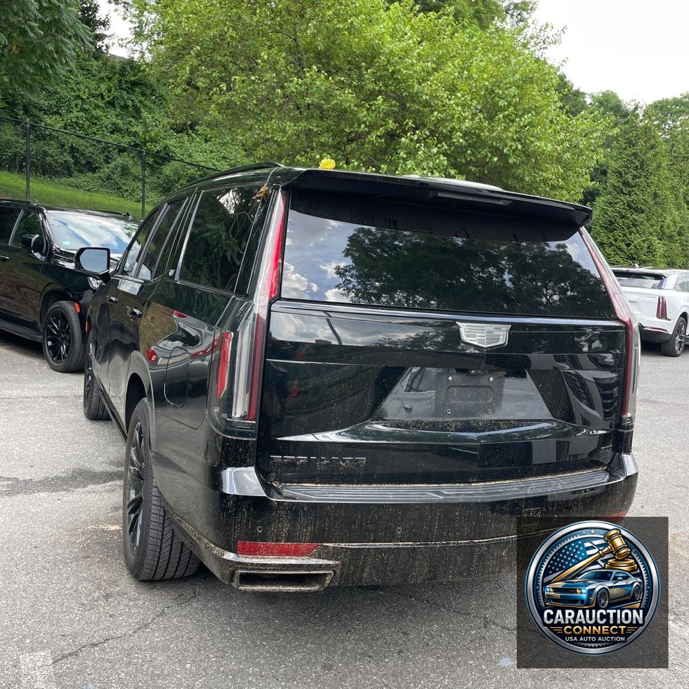 2022 Cadillac Escalade Sport