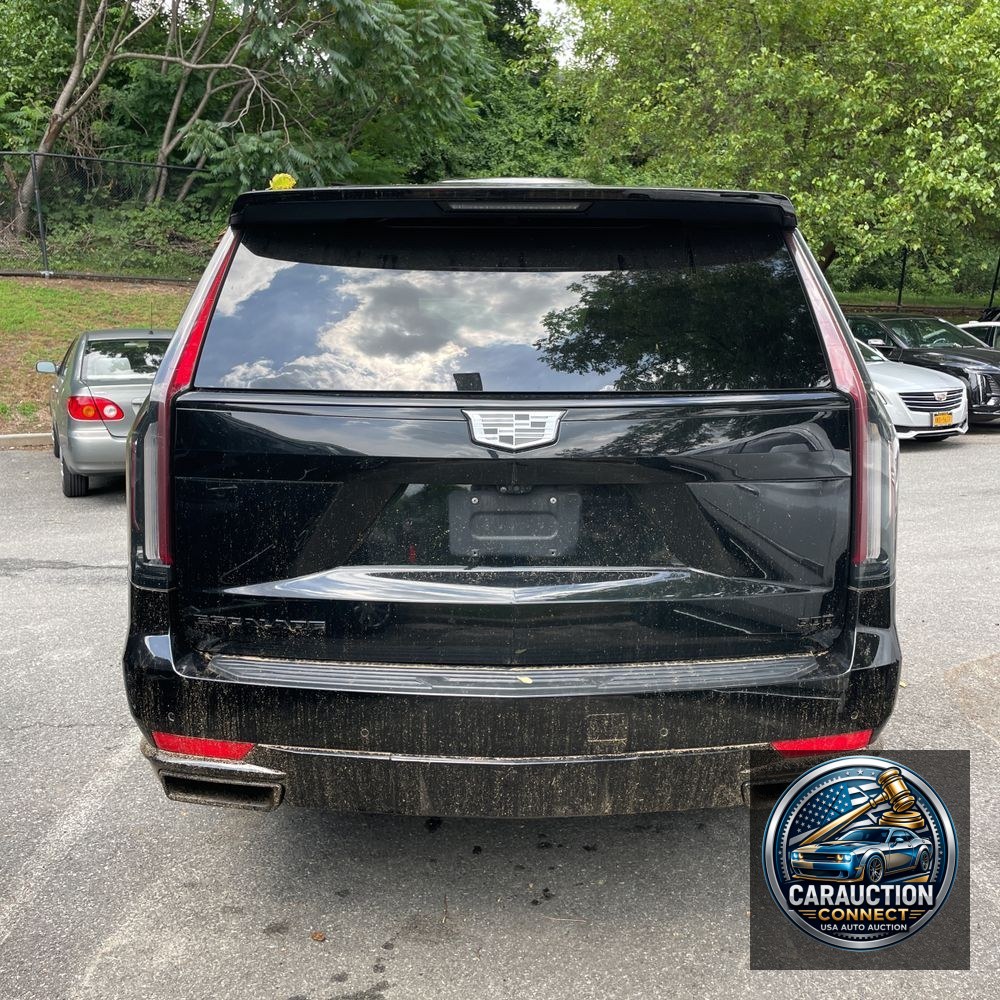 2022 Cadillac Escalade Sport