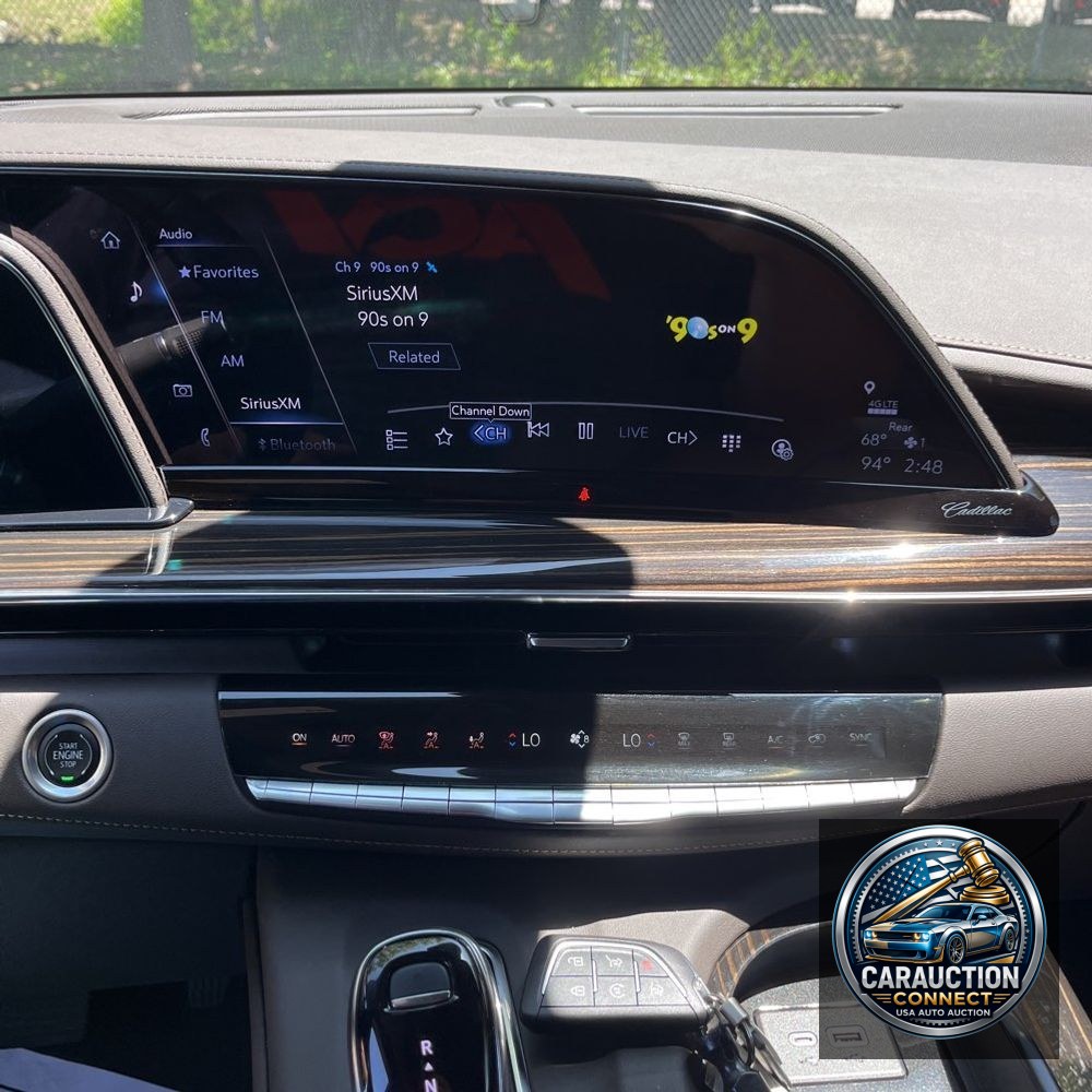 2024 Cadillac Escalade Sport