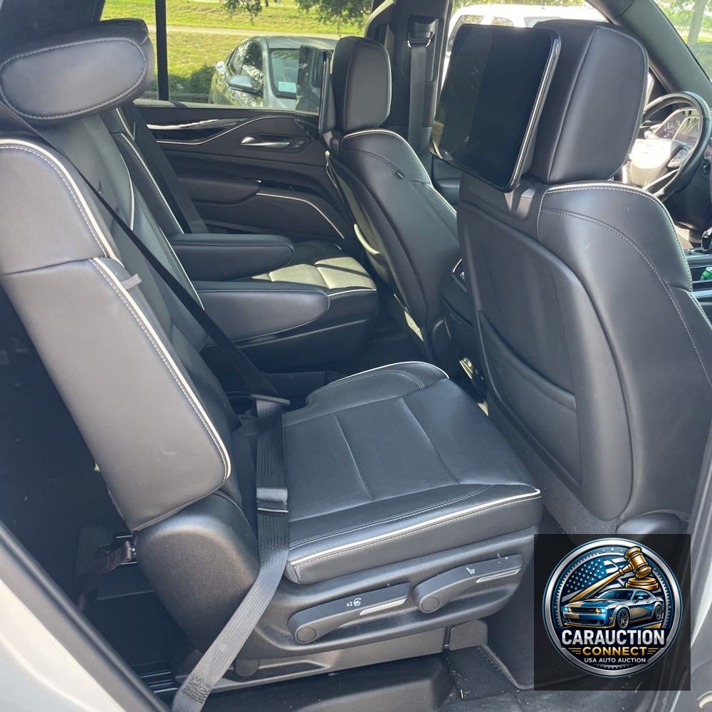 2021 Cadillac Escalade Sport