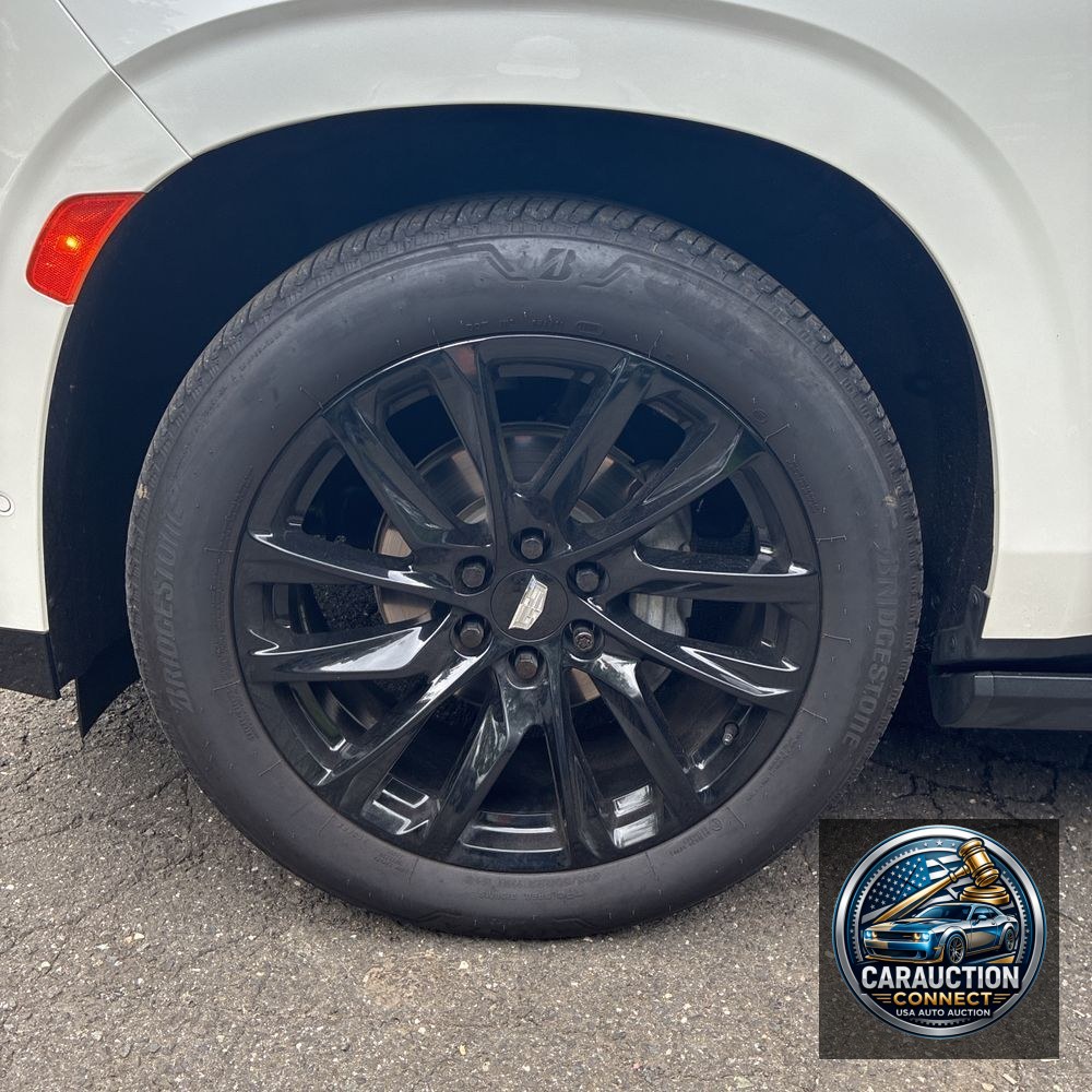 2023 Cadillac Escalade Sport