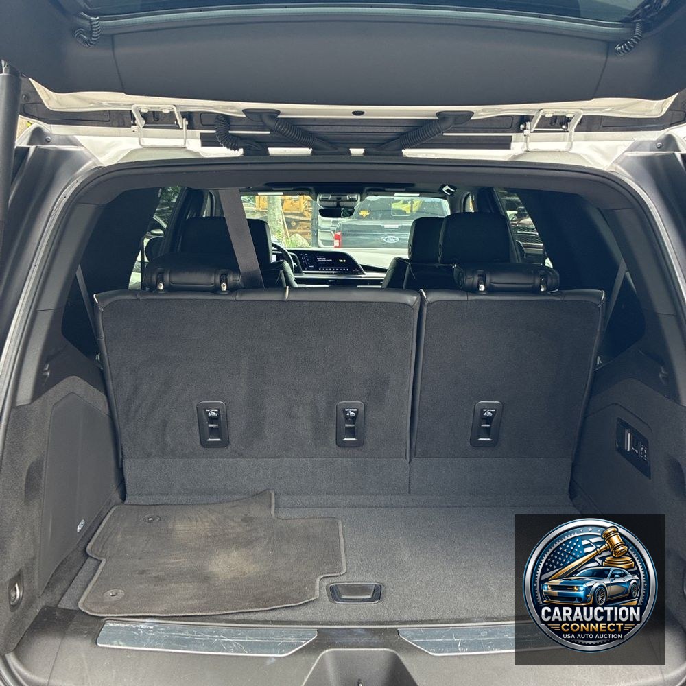 2023 Cadillac Escalade Sport