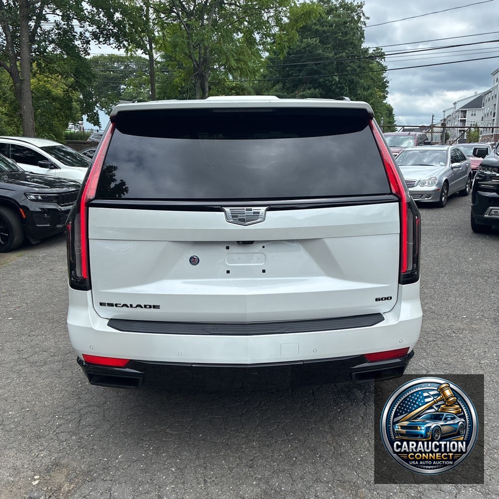 2023 Cadillac Escalade Sport