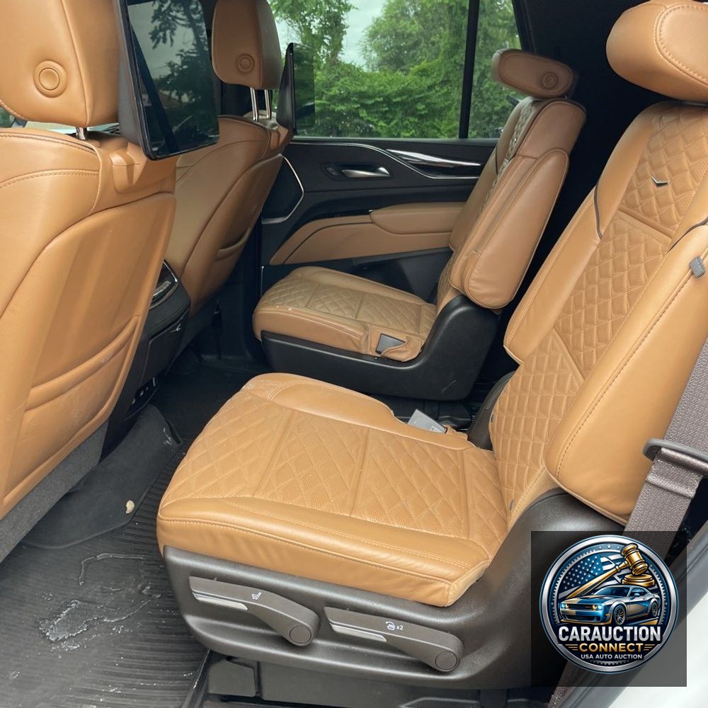 2021 Cadillac Escalade Sport