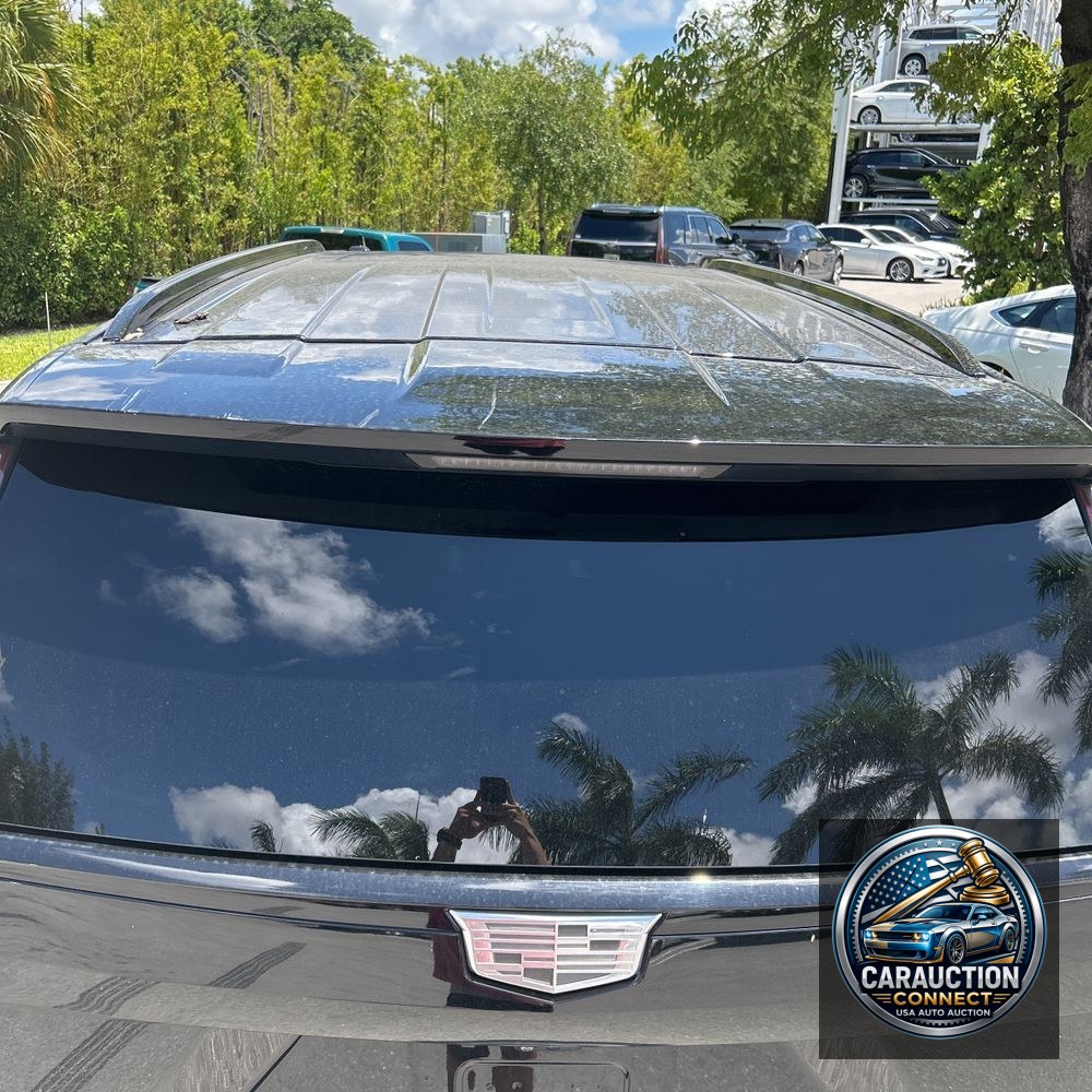 2022 Cadillac Escalade Sport