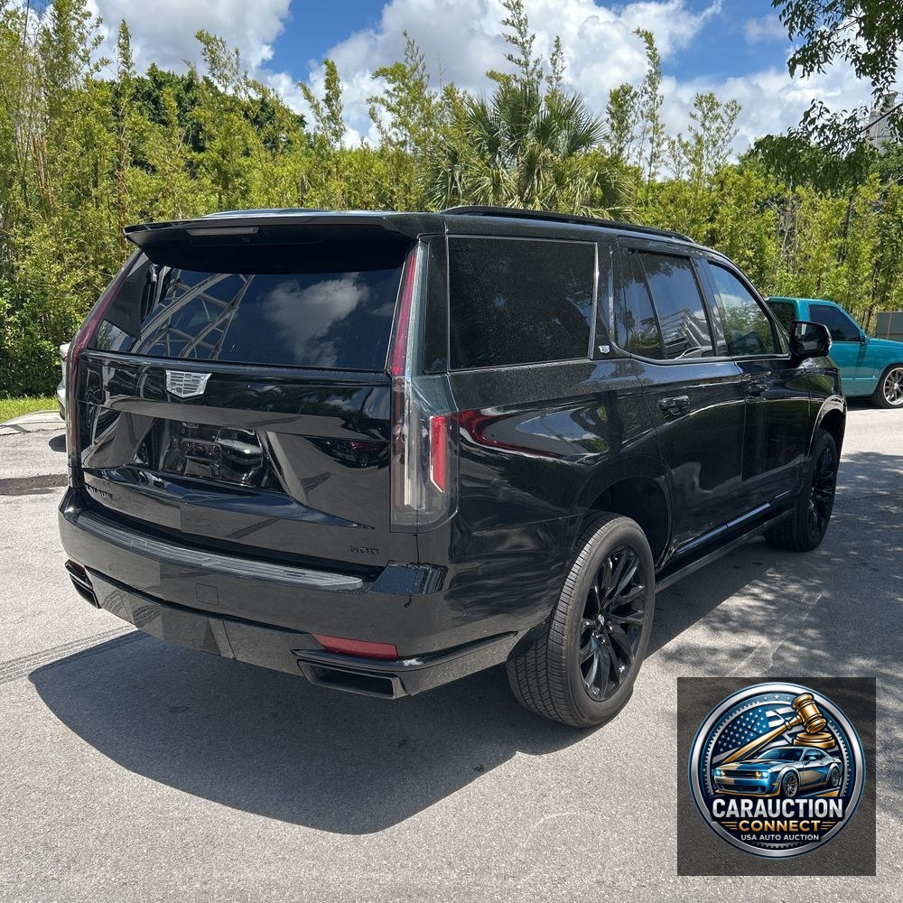 2022 Cadillac Escalade Sport