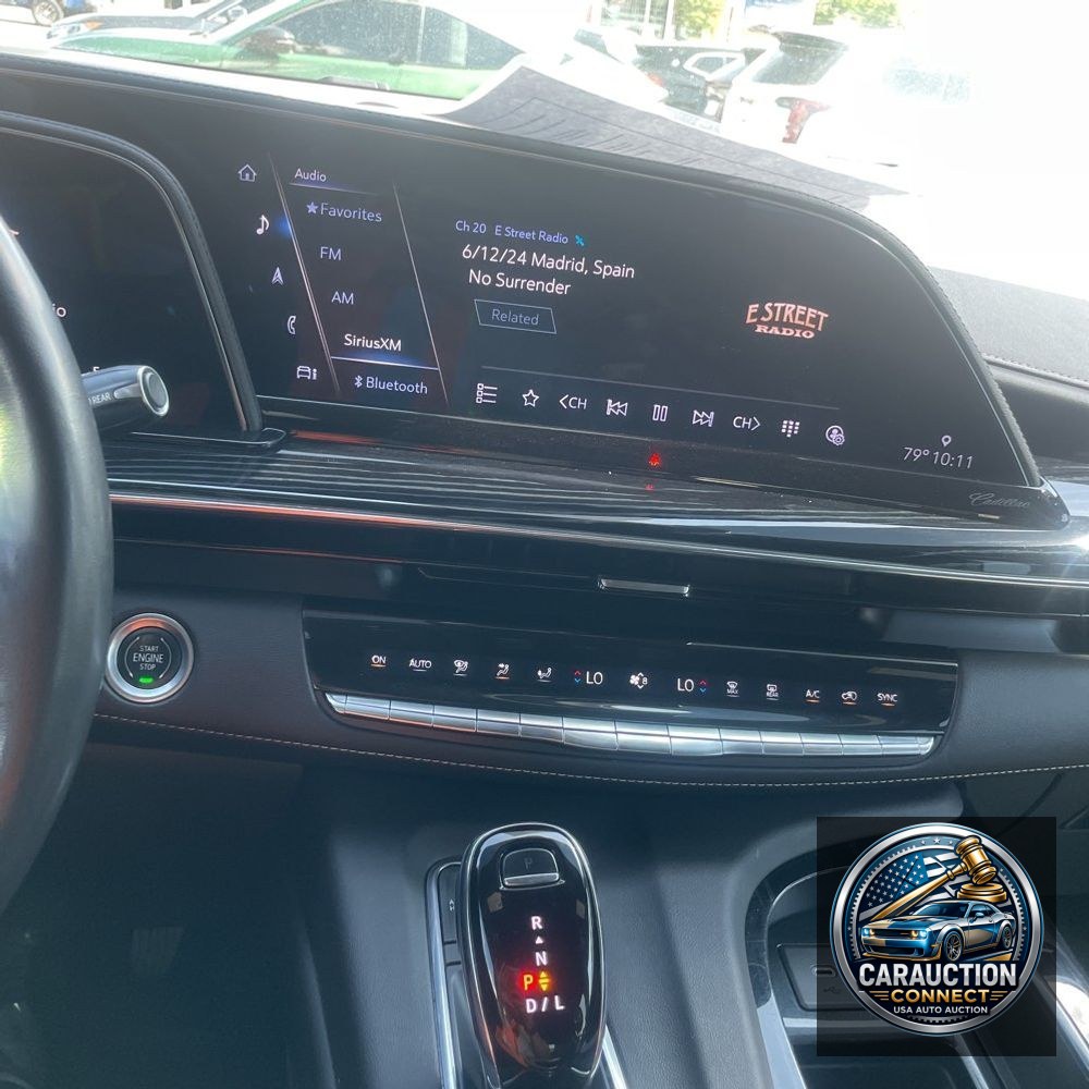 2022 Cadillac Escalade Sport