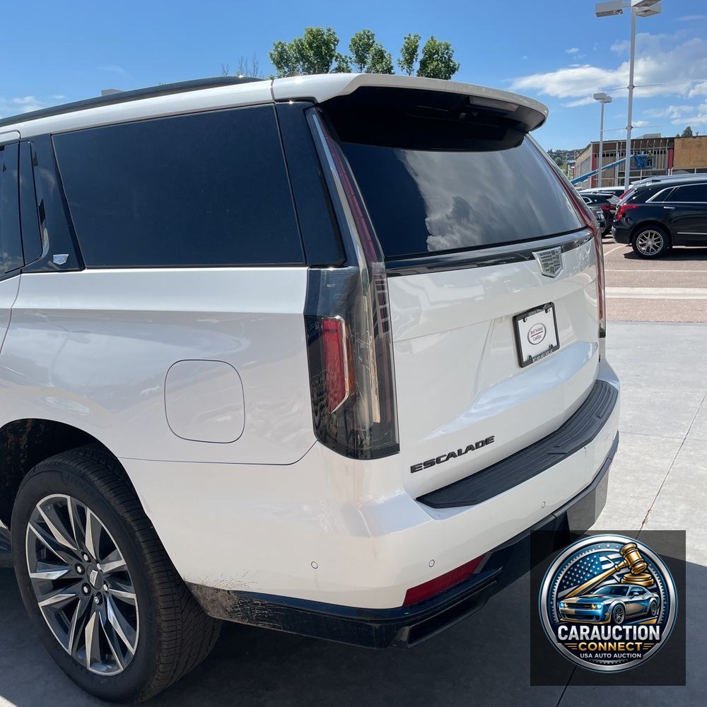 2022 Cadillac Escalade Sport