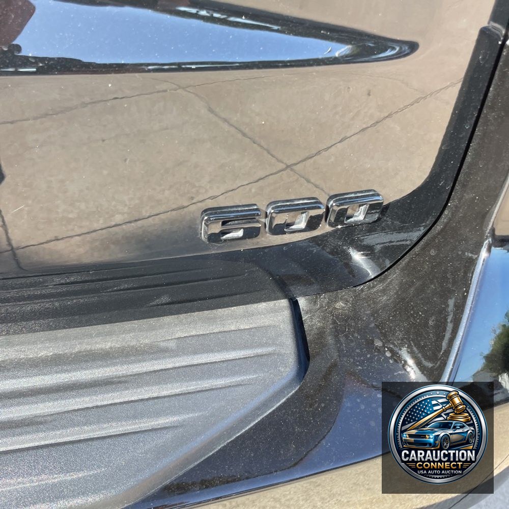 2024 Cadillac Escalade Sport