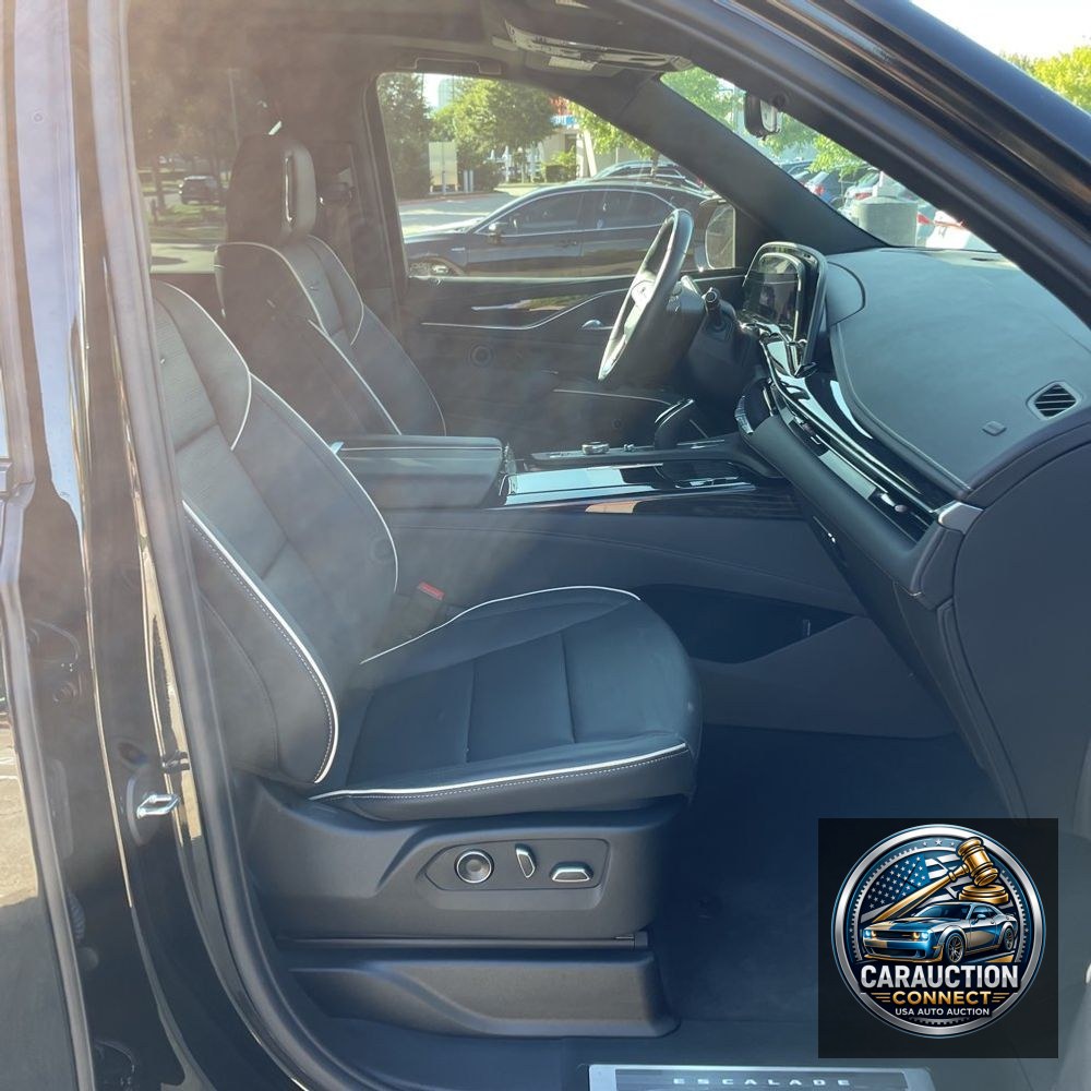 2024 Cadillac Escalade Sport
