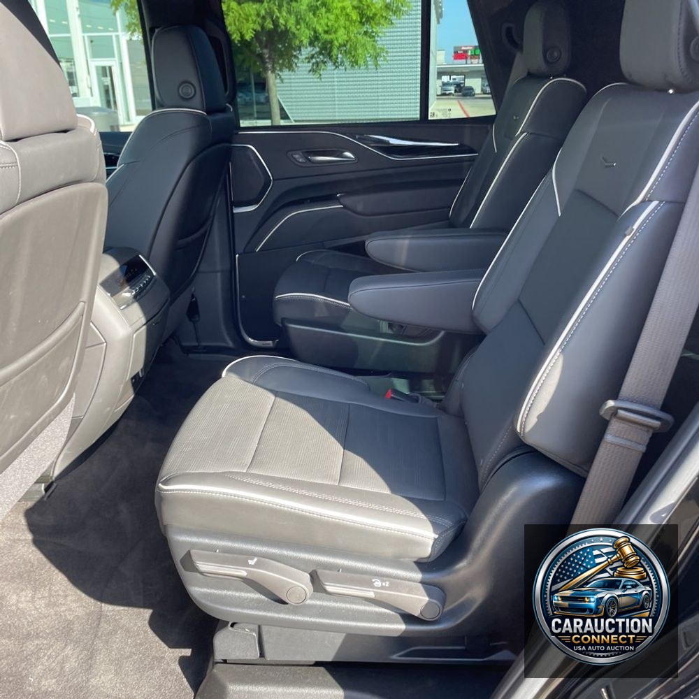 2024 Cadillac Escalade Sport