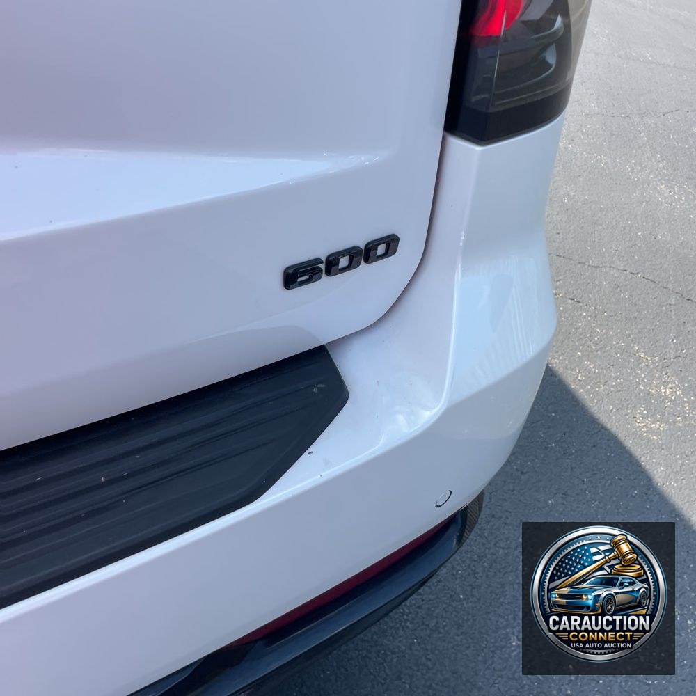 2022 Cadillac Escalade Sport