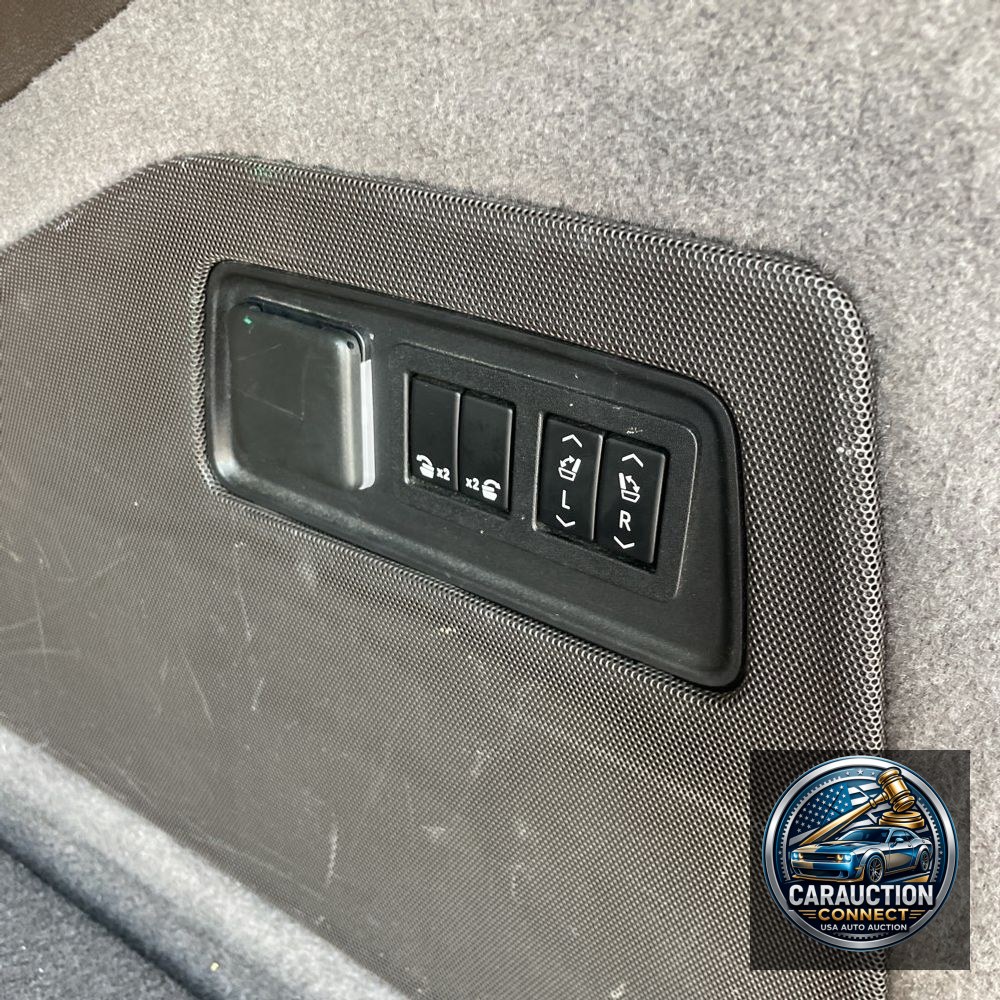 2022 Cadillac Escalade Sport